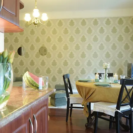 Luxury Apartment/florianska Street Apartamento *